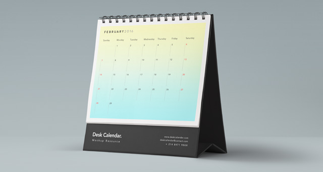Free Standing Desk Calendar Mockup Psd